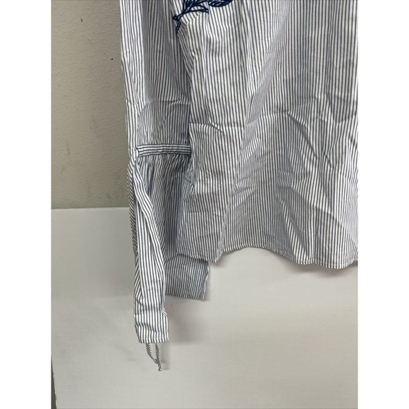 Dizzy Lissy Women's Long Sleeve Flower Button up Shirt LIGHT BLUE SIZE S - Picture 2 of 10